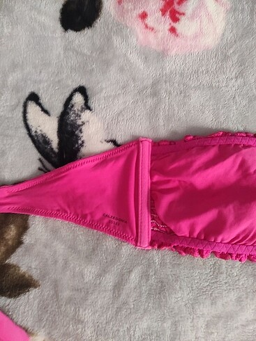 s Beden Calzedonia bikini üstü