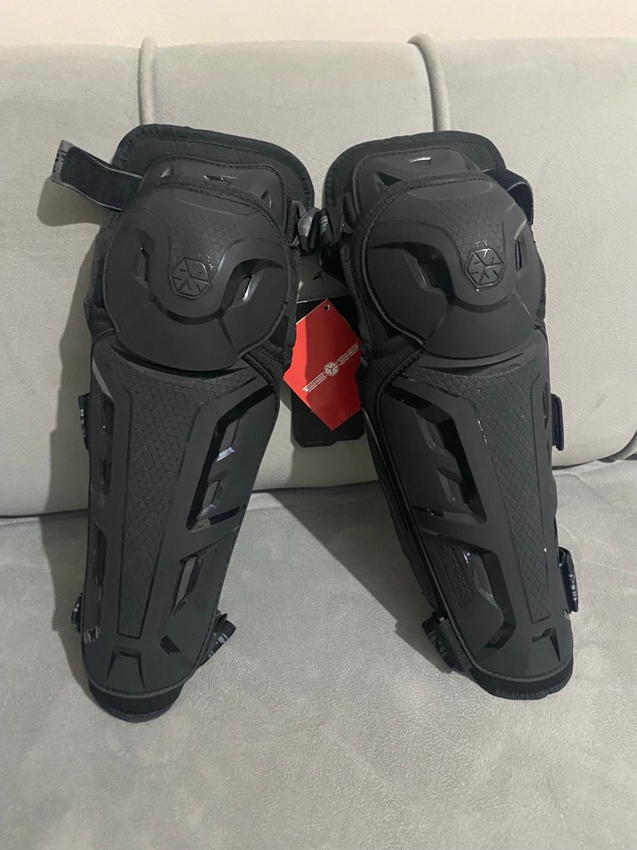 Scoyco K26 Motorcu Mafsallı Dizlik Ayarlanabilir,Korumalı sıır - Görsel 3