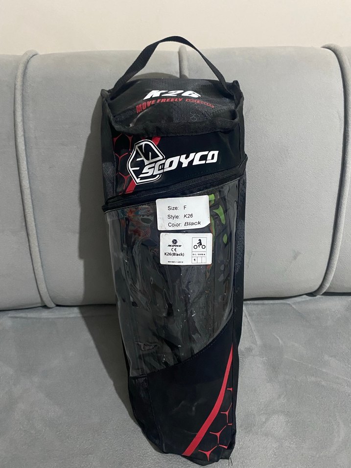 Scoyco K26 Motorcu Mafsallı Dizlik Ayarlanabilir,Korumalı sıır - Görsel 4