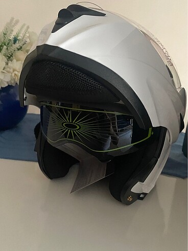 Virtue Çene Açılır Güneş Vizörlü Beyaz Kask M Beden Sıfır kutul - Görsel 9