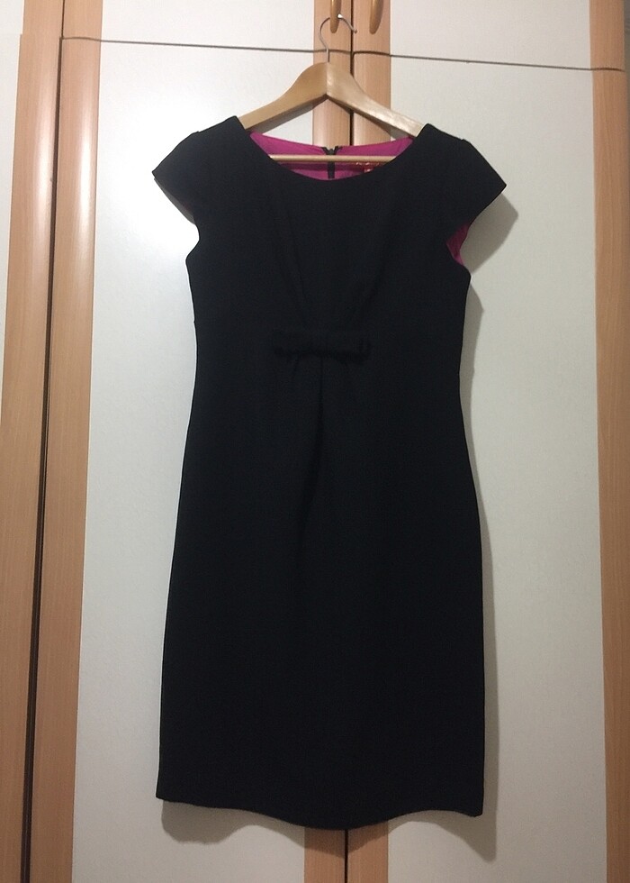 Siyah Elbise - Görsel 2