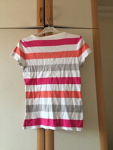 Kadın Çizgişi Tişört - Görsel 2