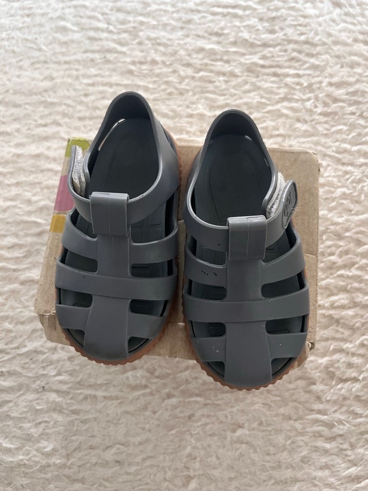 Gri Erkek Çocuk Kayışlı Terlik - Görsel 3