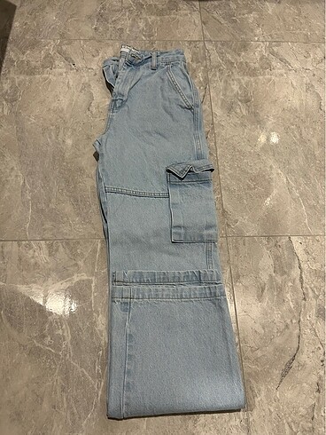 Koton Jean .