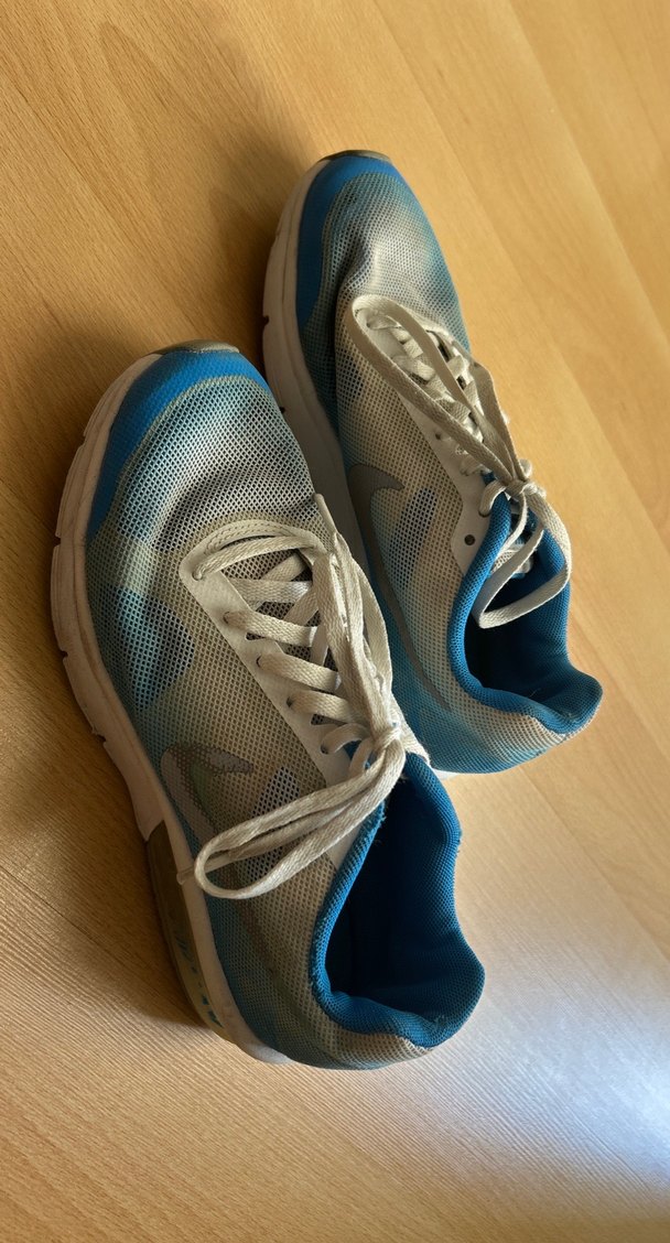 Kadın Nike Spor Ayakkabı - Görsel 3