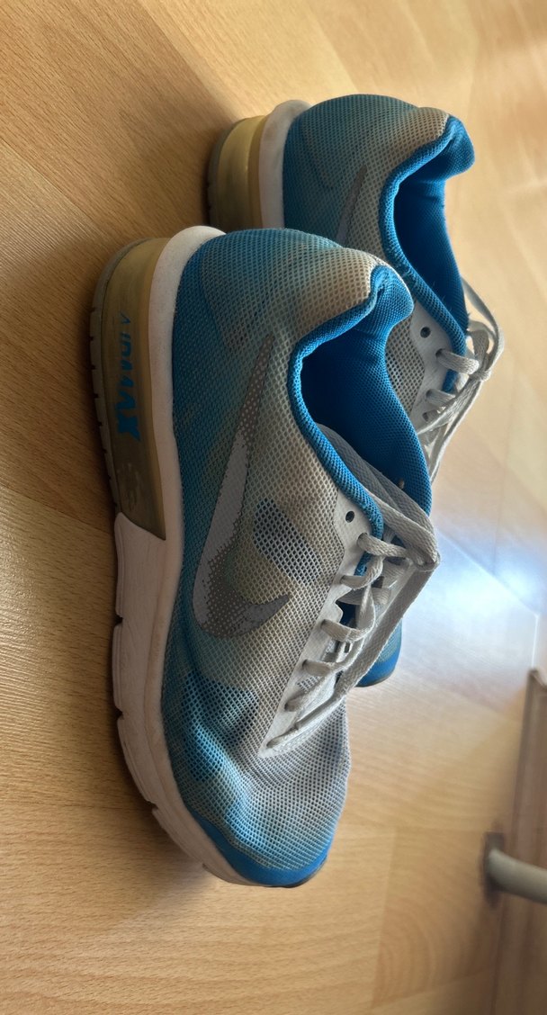 Kadın Nike Spor Ayakkabı - Görsel 4