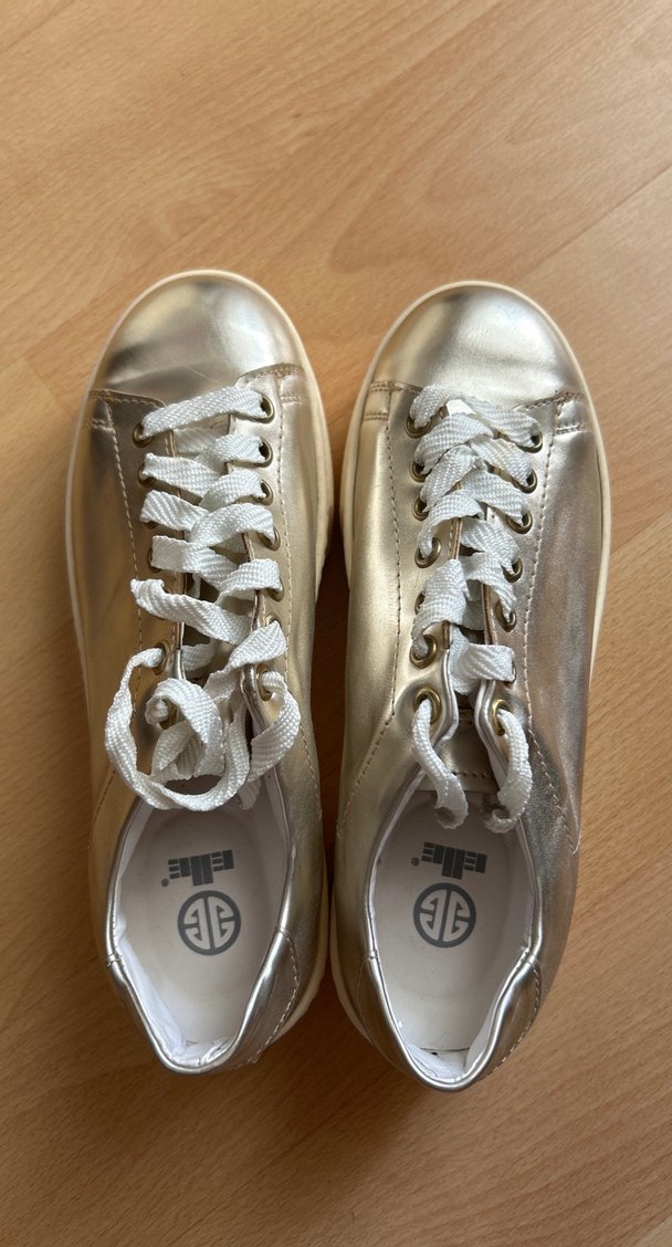 Elle Kadın Altın Renkli Dolgu Topuklu Bağcıklı Spor Ayakkabı - Görsel 5