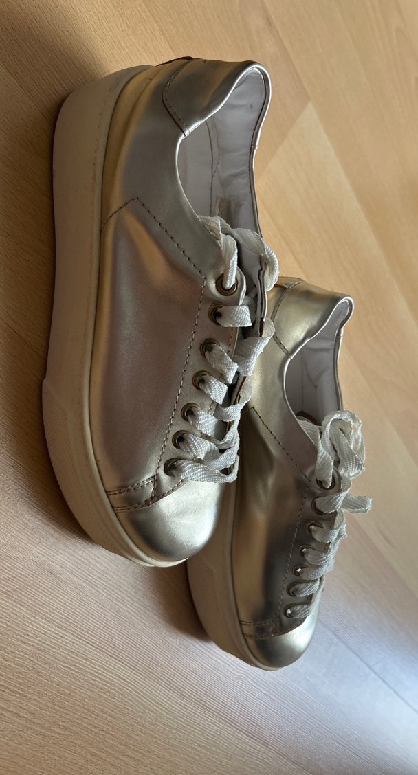 Elle Kadın Altın Renkli Dolgu Topuklu Bağcıklı Spor Ayakkabı - Görsel 3