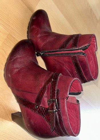 Bordo Deri Dolgu Topuklu Kadın Bot - Görsel 3