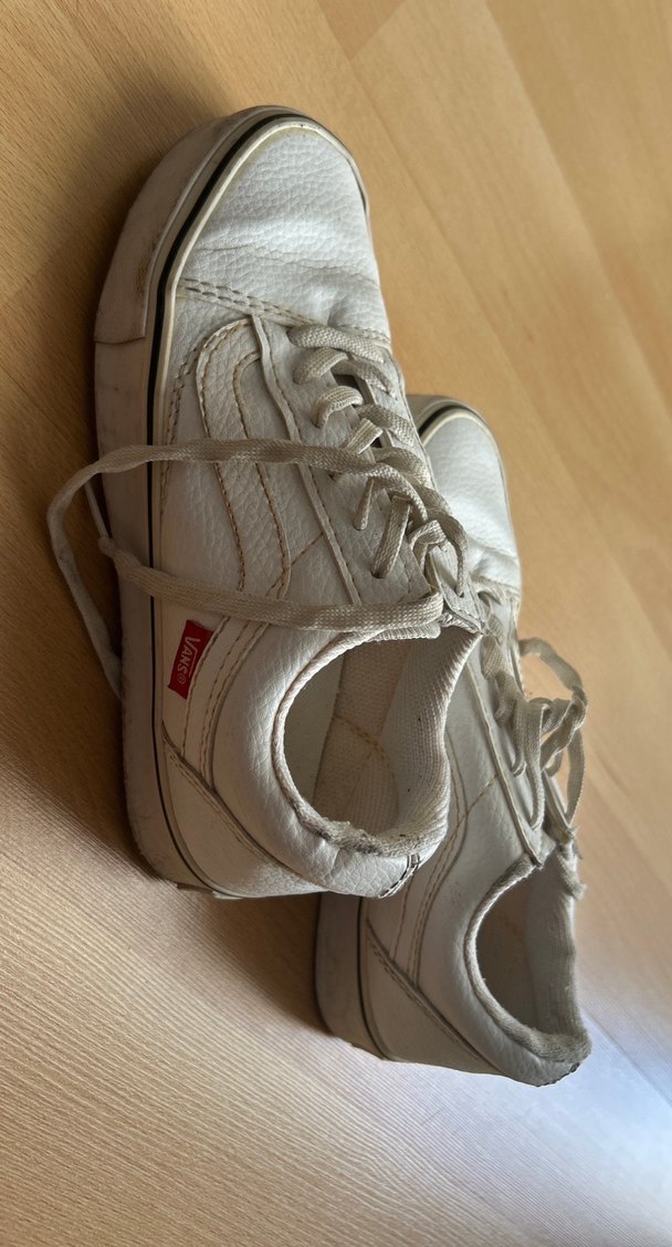 Vans Beyaz Düz Tabanlı Kadın Spor Ayakkabı - Görsel 2