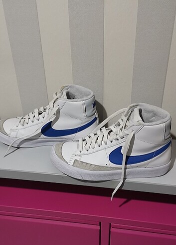 Nike blazer