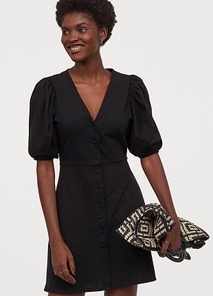 Karpuz kol düğmeli siyah elbise