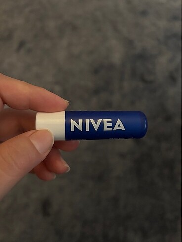 Nivea Dudak Bakım Kremi