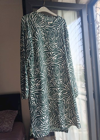 Diğer Zebra Desenli Yeşil Uzun Kollu Kadın Elbise