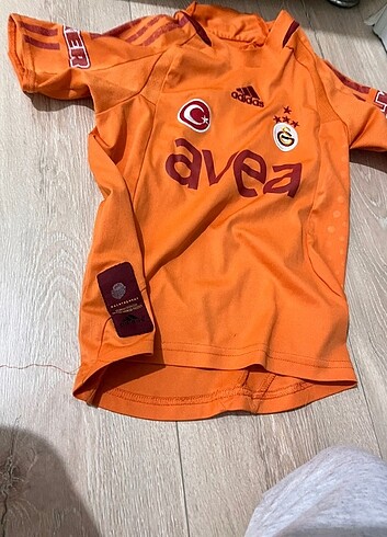8 Yaş Beden Sıfır ürün orjinal