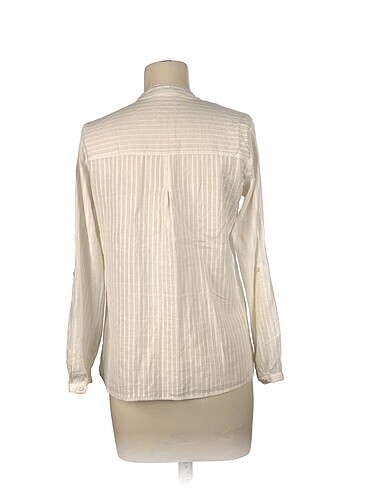 40 Beden LC Waikiki Bluz %70 İndirimli.