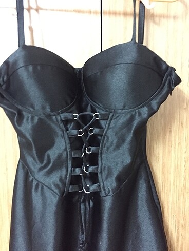 Zara Siyah kuşgözü detaylı seksi elbise