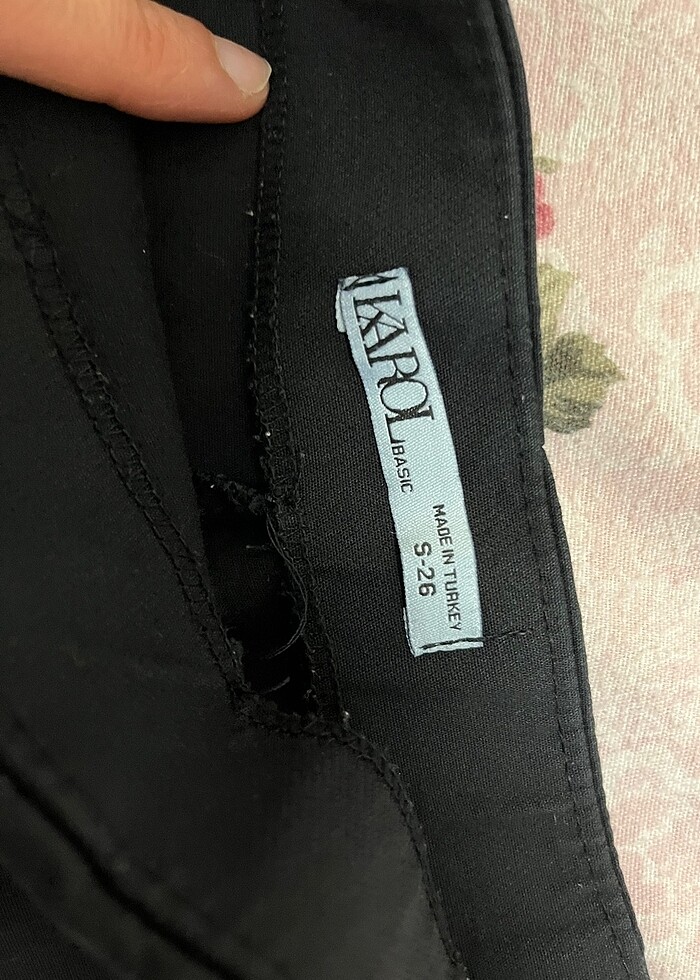 Siyah etek görünümlü şort etek - Görsel 4