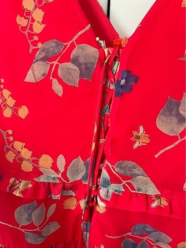 Çiçekli elbise - Görsel 3