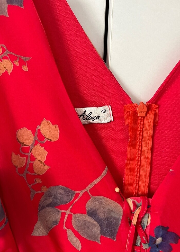 Çiçekli elbise - Görsel 2