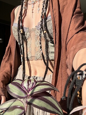 Bershka Dantelli soft renkli crop büstiyer