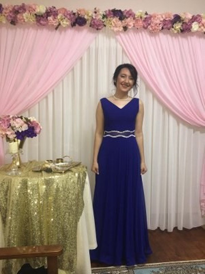 V yaka lacivert şifon uzun elbise - Görsel 2