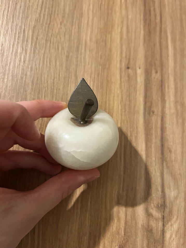 Mermer Elma Figürü - Görsel 2