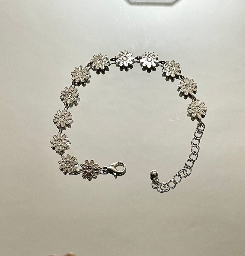 Çiçek Desenli Minimalist Bileklik - Görsel 2