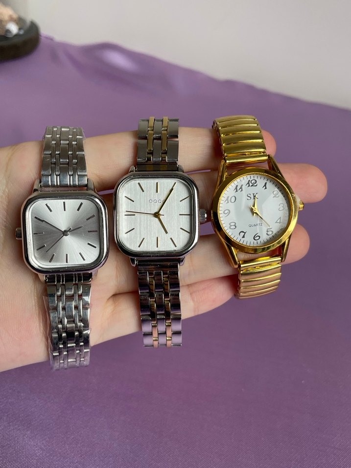 Klasik Gri Altın Renkli Kadın Saati - Görsel 2