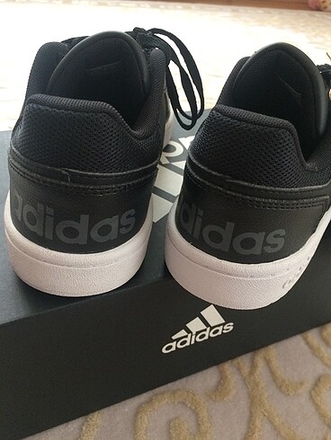 37 Beden Adidas Hoops kadın spor ayakkabı 37 1/3