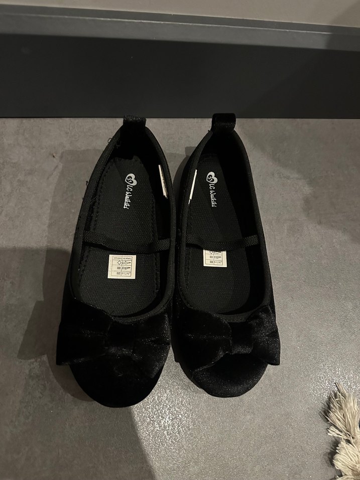 Kız Çocuk Siyah Tokalı Babet Ayakkabı - Görsel 2