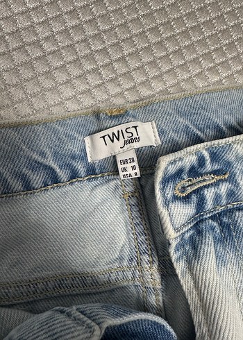 Düğmeli Mini Mavi Denim Şort - Görsel 3