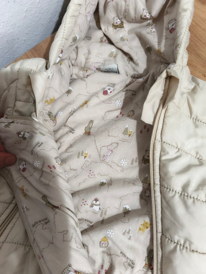 Kız Bebek Beyaz Kapüşonlu Tulum - Görsel 2