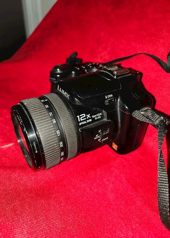 Kırmızı Panasonic Lumix Dijital Fotoğraf Makinesi - Görsel 3