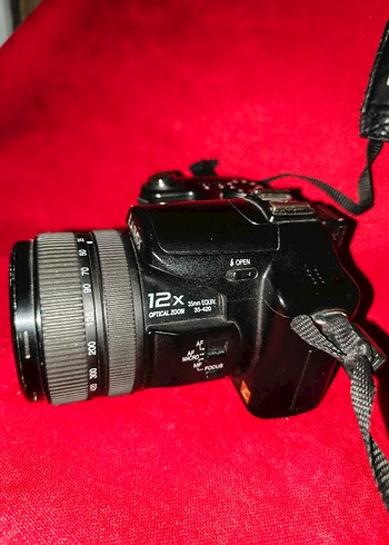 Kırmızı Panasonic Lumix Dijital Fotoğraf Makinesi - Görsel 2