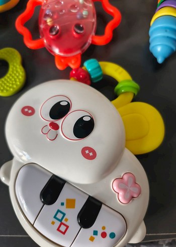 Renkli Diş Kaşıyıcı ve Çıngırak Seti - Görsel 2