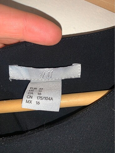 46 Beden siyah Renk #H&M #bluz #siyah