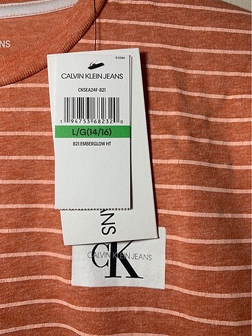 Calvin Klein #calvınklein #tşirt