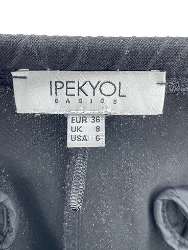 36 Beden siyah Renk ipekyol Düz Kesim %70 İndirimli.