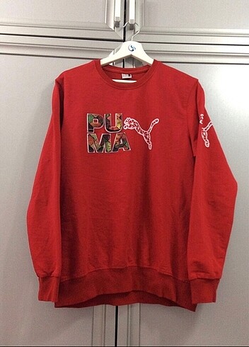 xl Beden kırmızı Renk PUMA XL BEDEN SWEAT YENİ