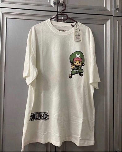 l Beden PULL & BEAR L BEDEN ORJINAL T.SHIRT SIFIR