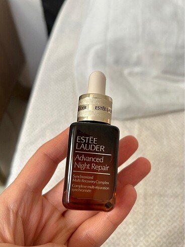 Estée Lauder gece serumu