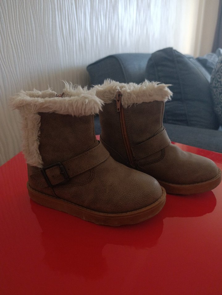 Kız çocuk bot - Görsel 3