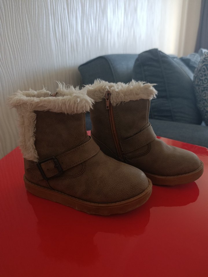 Kız çocuk bot - Görsel 2