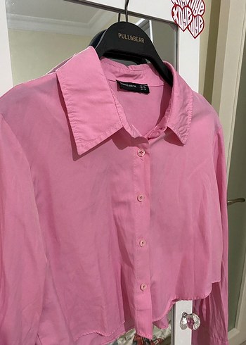 Pembe Düğmeli Keten Gömlek