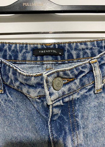 Gri Tonlu Mavi Mini Kot Şort - Görsel 2