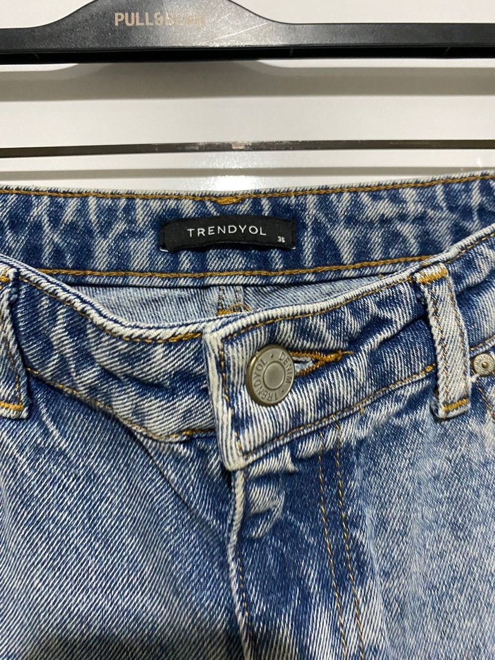 Gri Tonlu Mavi Mini Kot Şort - Görsel 2