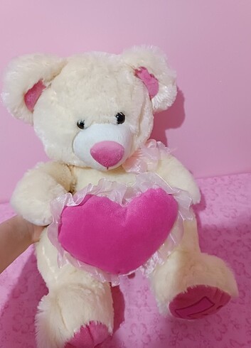 Diğer pembe kalp yastıklı beyaz peluş ayı