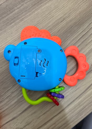 Fisher Price Renkli Diş Kaşıyıcı, çıngırak ve piyanolu oyuncak