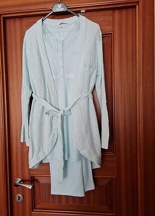 HAMİLELİK VE DOĞUM SONRASİ PIJAMA L-XL BEDEN..